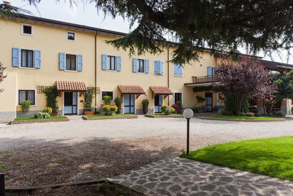 Cason Degli Ulivi Apartment Rivoli Veronese Bagian luar foto