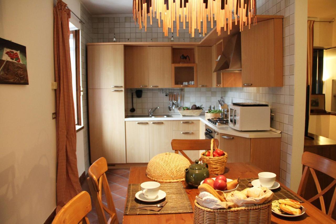 Cason Degli Ulivi Apartment Rivoli Veronese Bagian luar foto