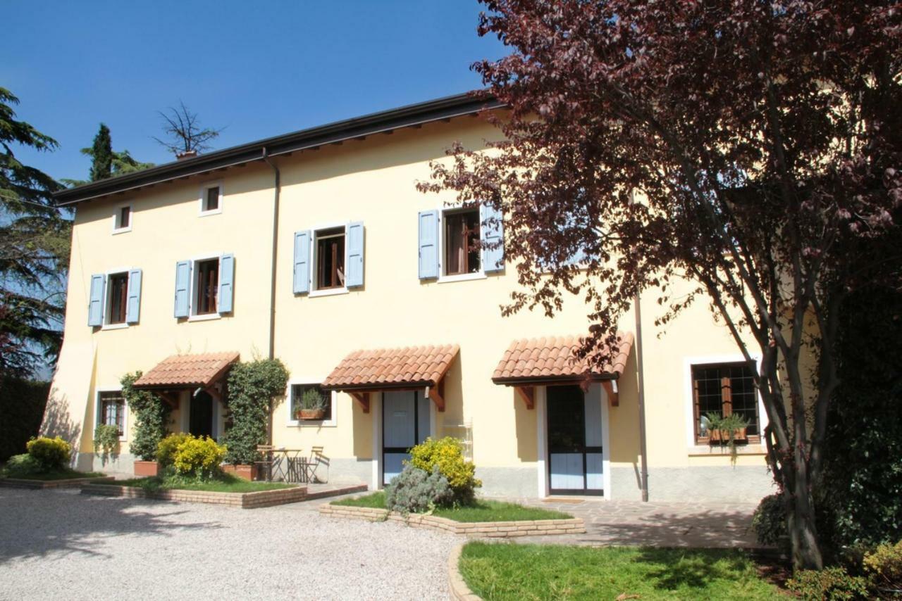 Cason Degli Ulivi Apartment Rivoli Veronese Bagian luar foto